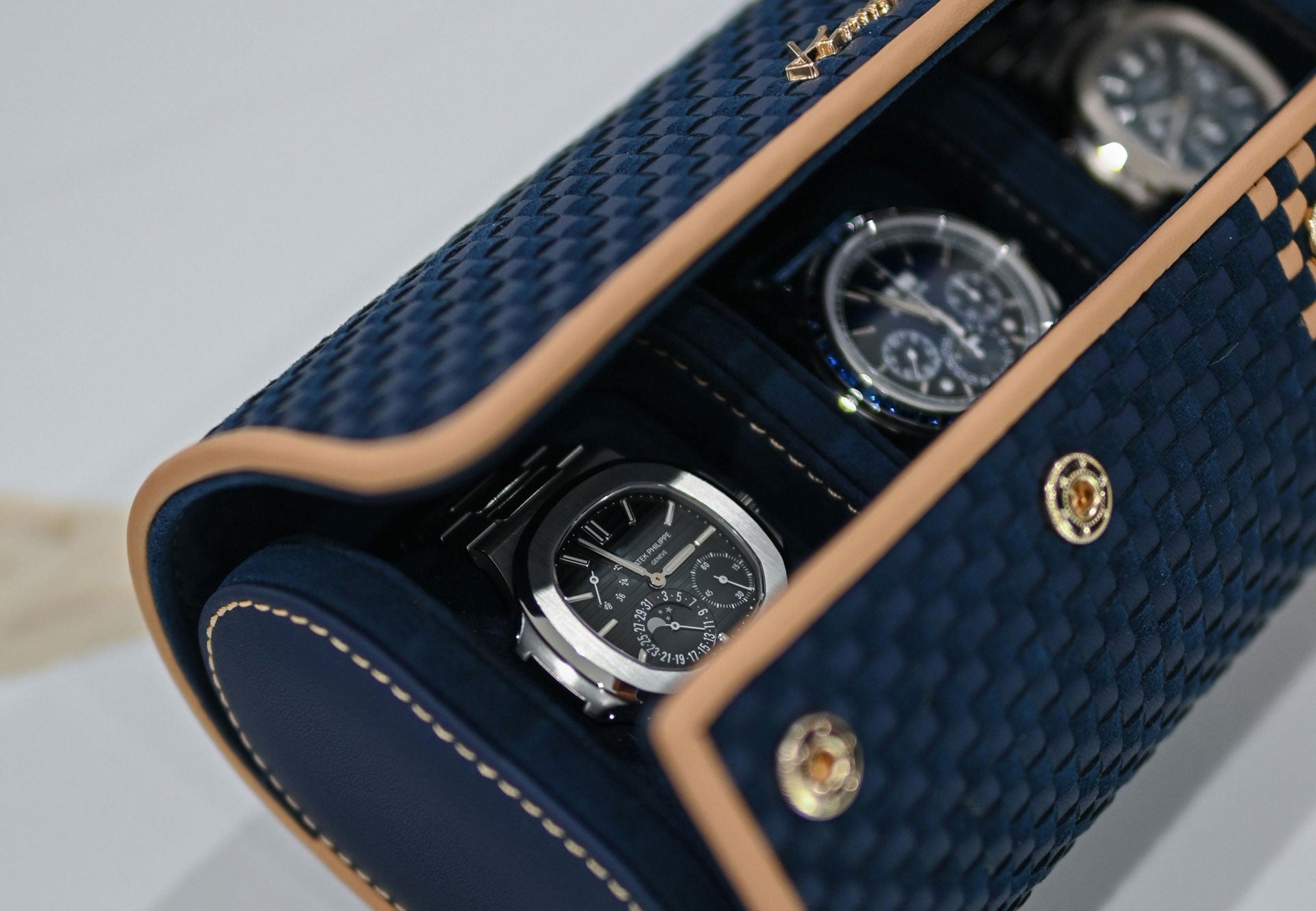 Why Luxury Watches Are Still Relevant in the Digital Age - The Watch Protect Company